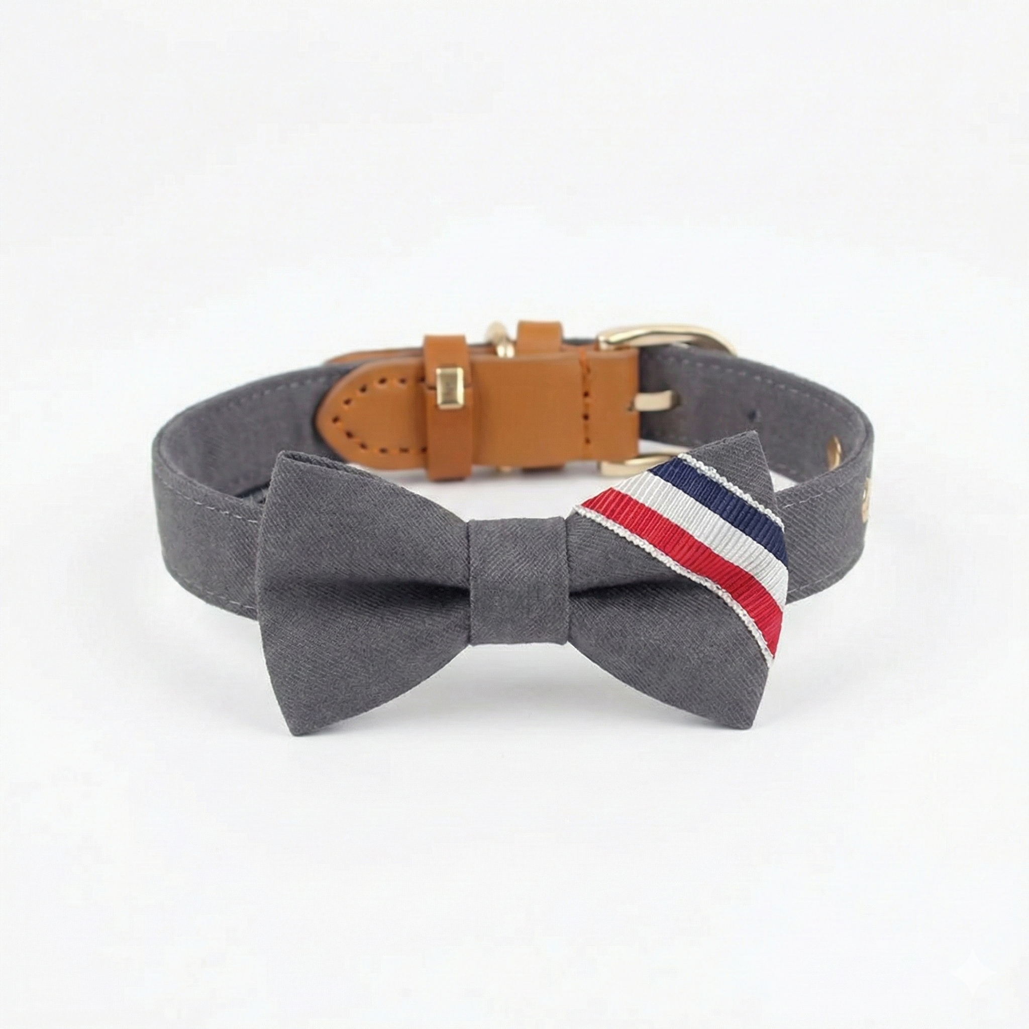 Collier Gris – Nœud Papillon à Rayures Tricolores